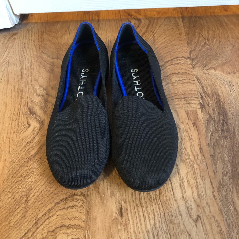 ROTHY’S. Black loafer.